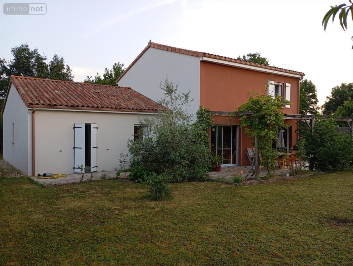 Maison a vendre Benassay 86470 Vienne 150 m2 6 pièces 249000 euros