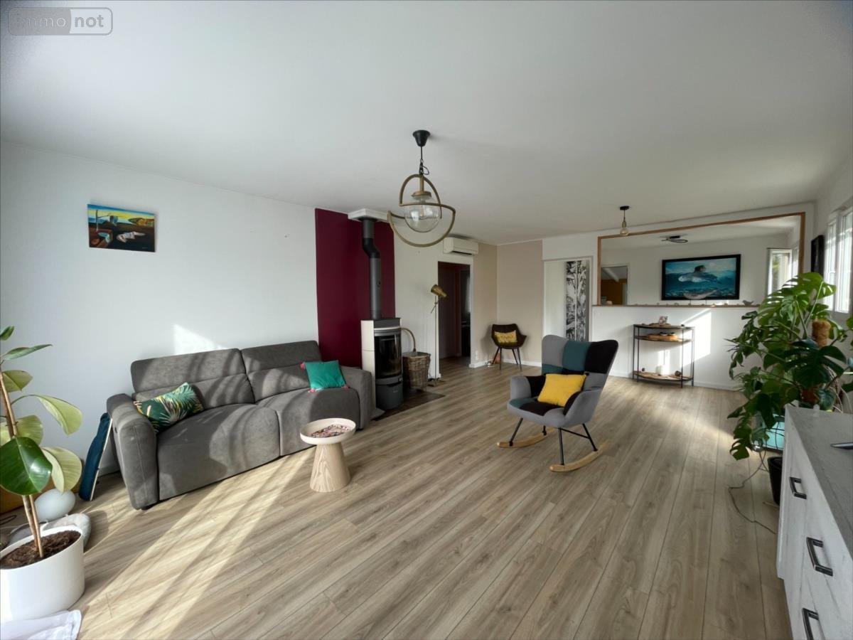 Maison a vendre La Jarrie 17220 Charente-Maritime 96 m2 4 pièces 288000 euros