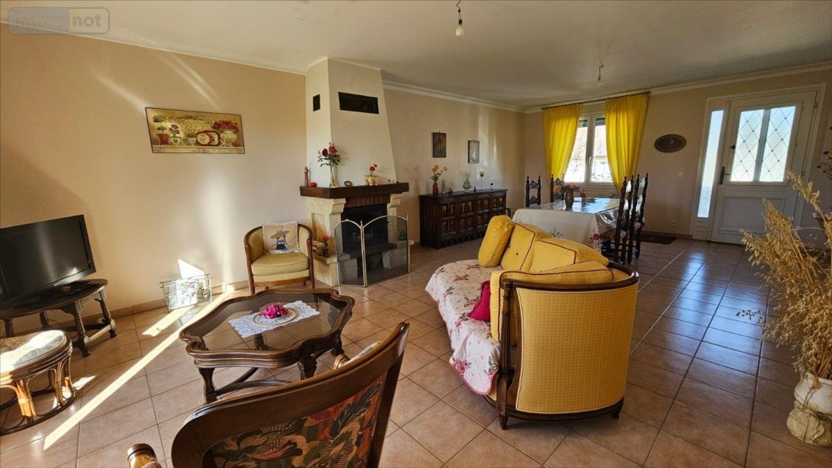 Maison a vendre La Ville-aux-Clercs 41160 Loir-et-Cher 103 m2 4 pièces 145460 euros