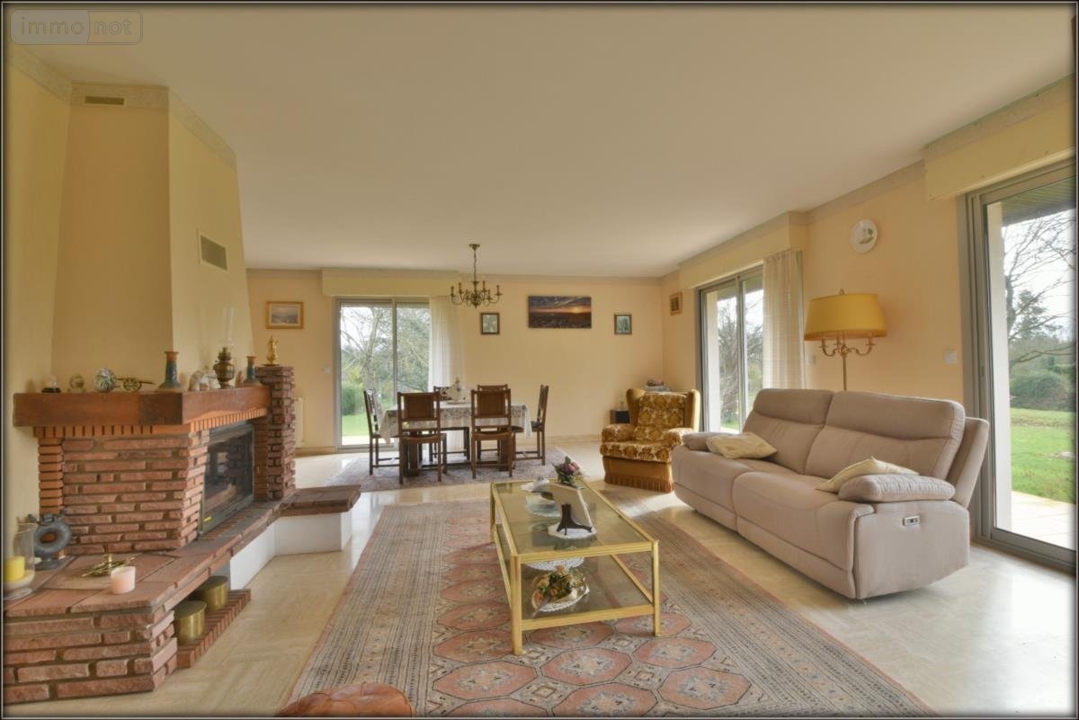 Maison a vendre L'Hermitage 35590 Ille-et-Vilaine 175 m2 7 pièces 405600 euros