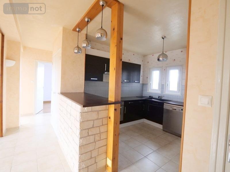 Appartement a vendre Montrevel-en-Bresse 01340 Ain 68 m2 3 pièces 105000 euros