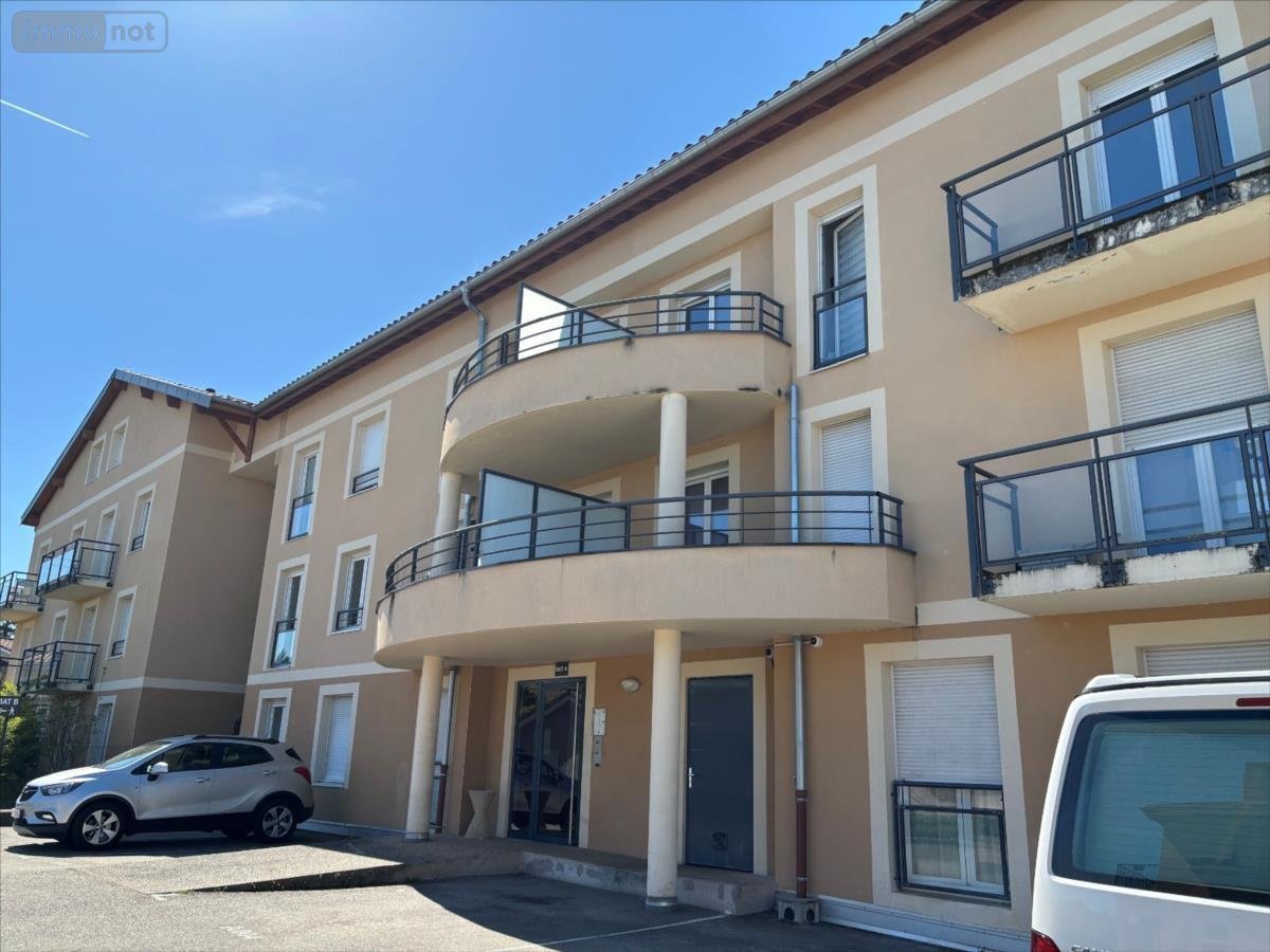 Location appartement Bourg-en-Bresse 01000 Ain 37 m2 2 pièces 600 euros