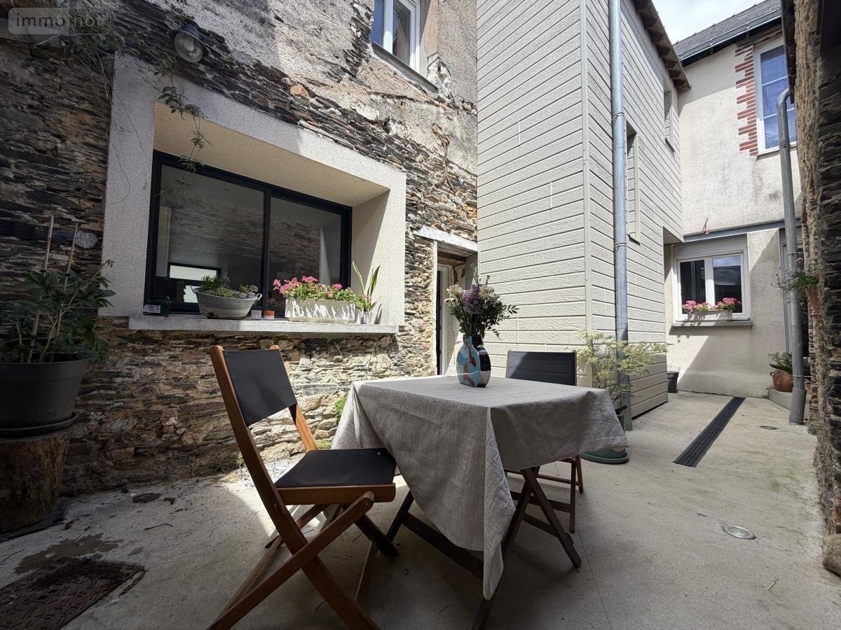 Maison a vendre La Pouëze 49370 Maine-et-Loire 168 m2 7 pièces 214840 euros