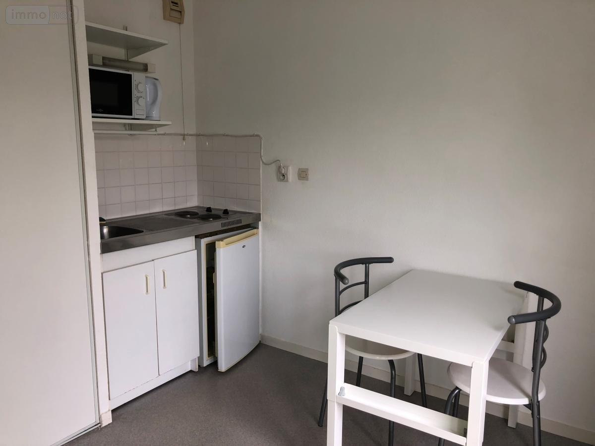 Location appartement Le Mans 72000 Sarthe 18 m2 1 pièce 395 euros