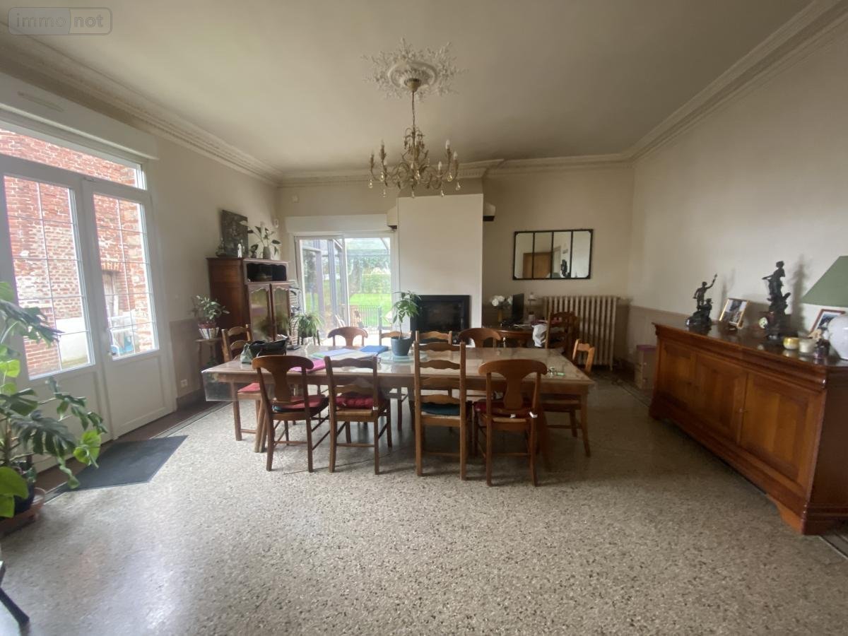 Immeuble a vendre Bapaume 62450 Pas-de-Calais 250 m2  786000 euros