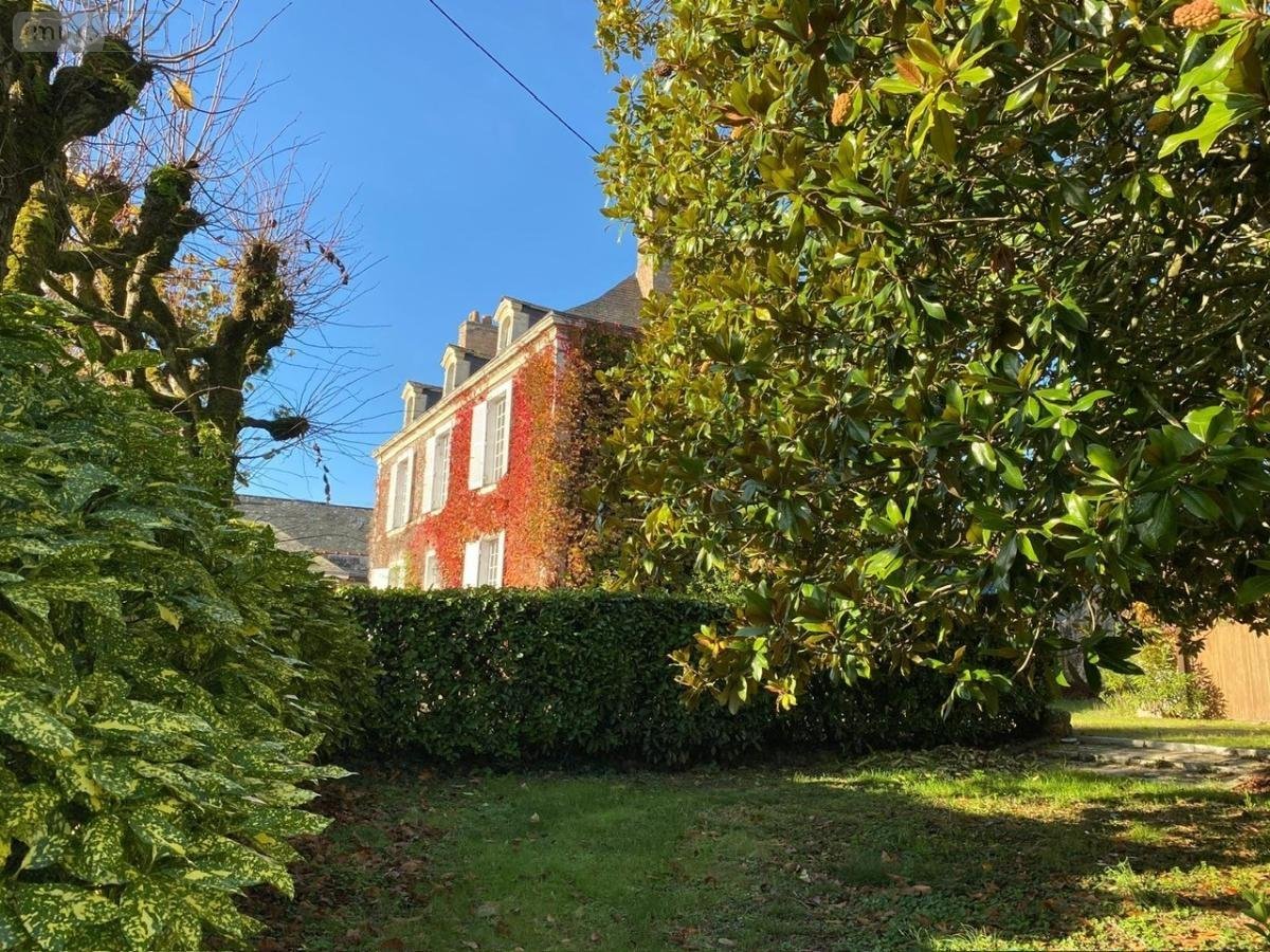 Maison a vendre Angers 49000 Maine-et-Loire 280 m2 11 pièces 403480 euros