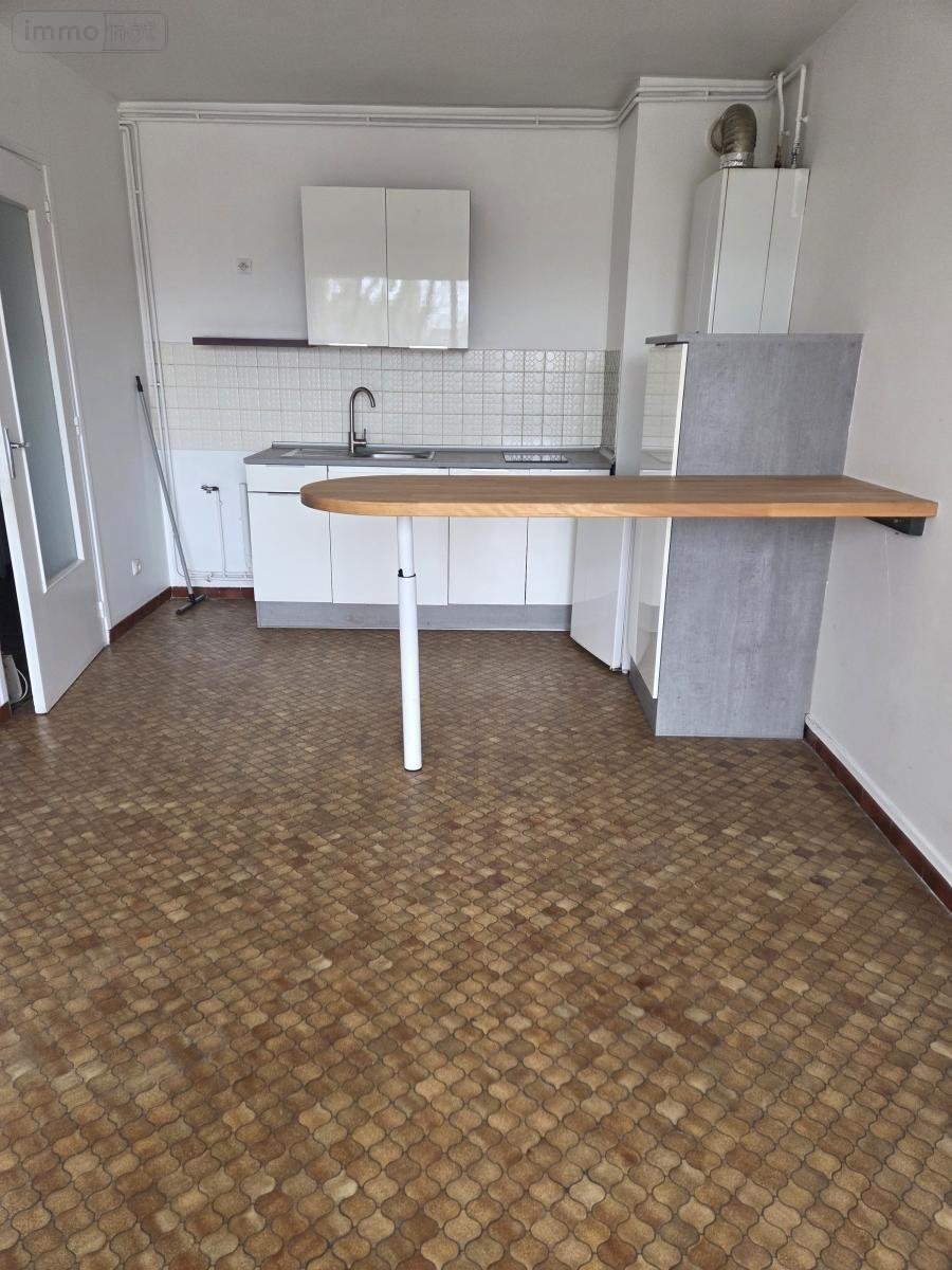 Location appartement Cambrai 59400 Nord 35 m2 2 pièces 560 euros
