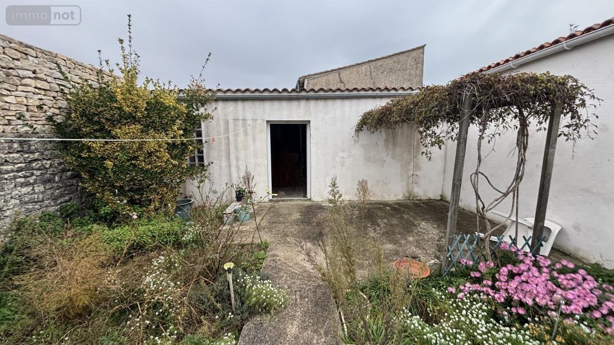 Maison a vendre Sainte-Marie-de-Ré 17740 Charente-Maritime 70 m2 3 pièces 404820 euros