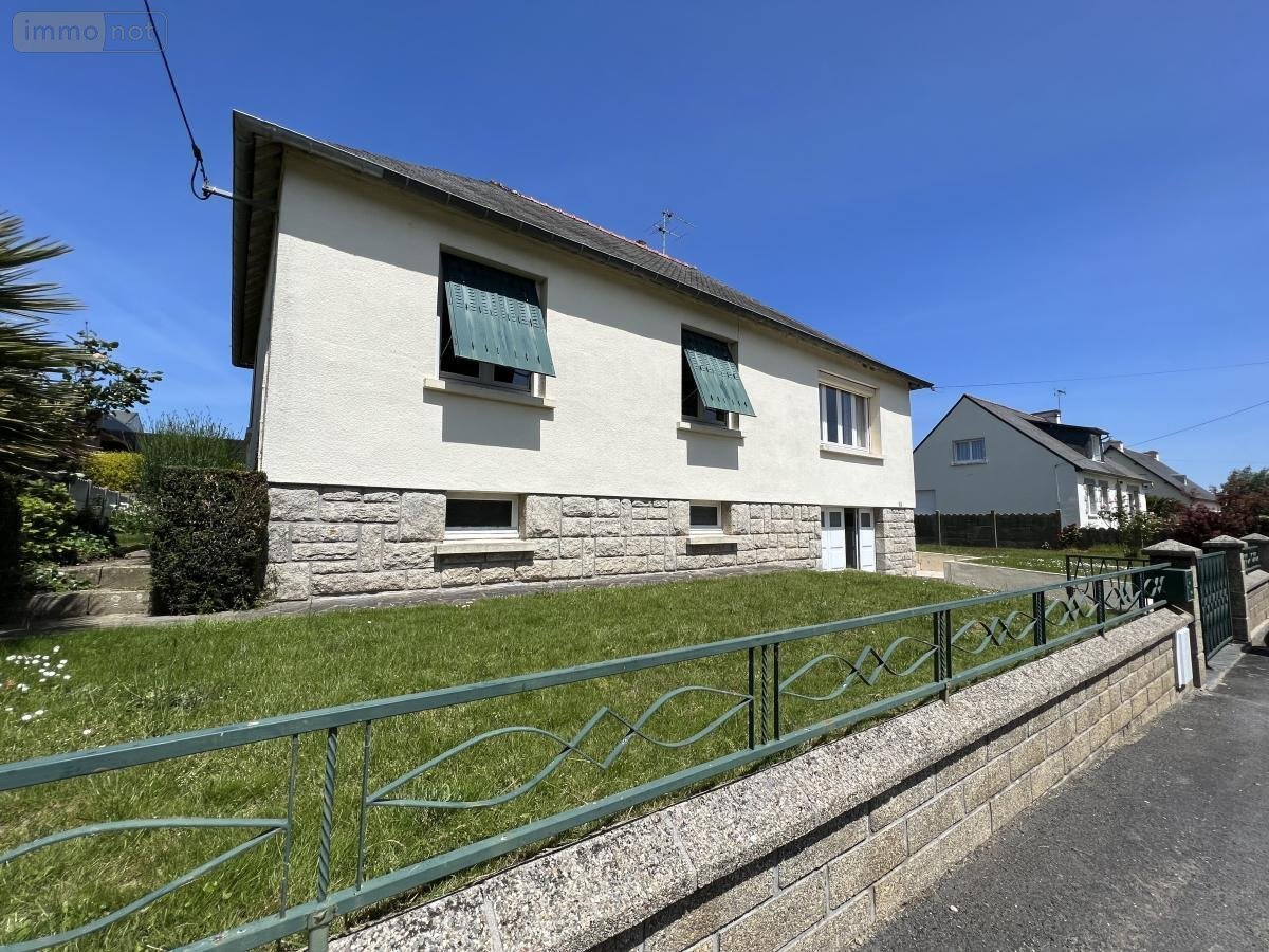 Maison a vendre Caulnes 22350 Côtes-d'Armor 78 m2  148690 euros
