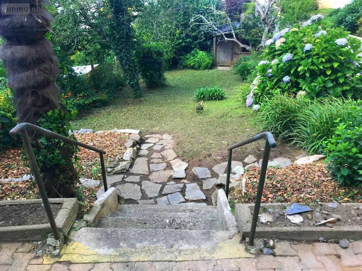 Immeuble a vendre Quimper 29000 Finistère 120 m2  364000 euros