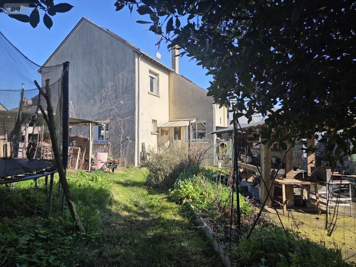Maison a vendre Simplé 53360 Mayenne 221 m2 8 pièces 147200 euros