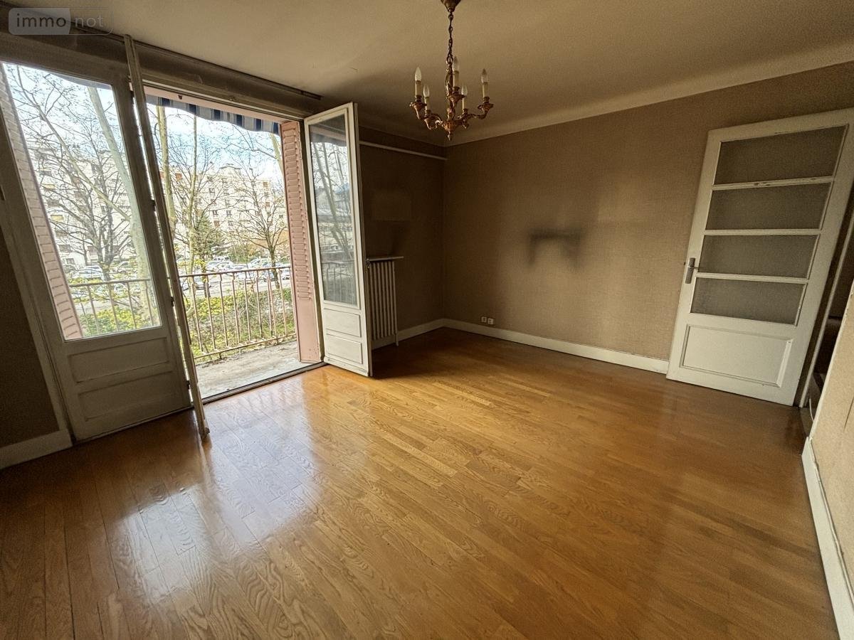 Appartement a vendre Chambéry 73000 Savoie 81 m2 4 pièces 189000 euros