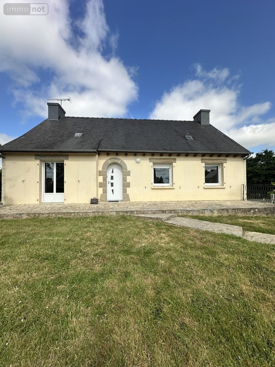 Location maison Plémet 22210 Côtes-d'Armor 119 m2  720 euros