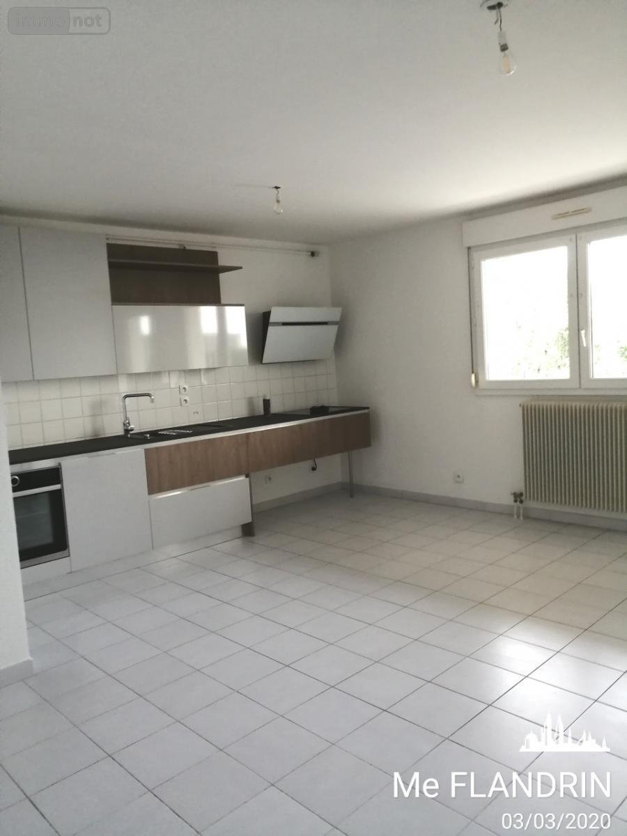 Location appartement Pierrelatte 26700 Drôme 59 m2 3 pièces 600 euros