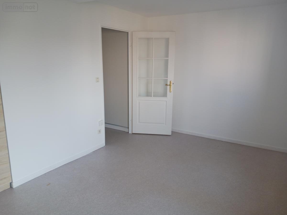 Location appartement Arras 62000 Pas-de-Calais 34 m2 2 pièces 445 euros