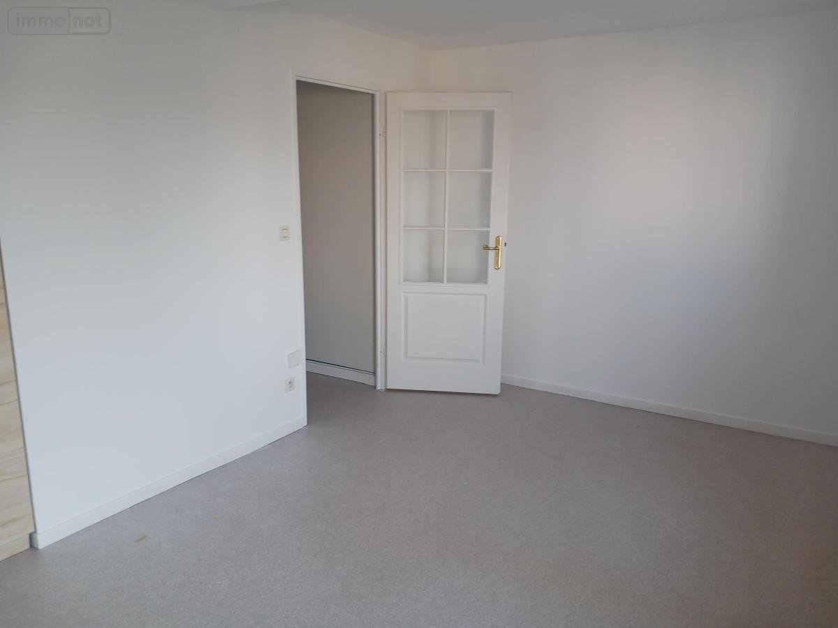 Location appartement Arras 62000 Pas-de-Calais 34 m2 2 pièces 460 euros
