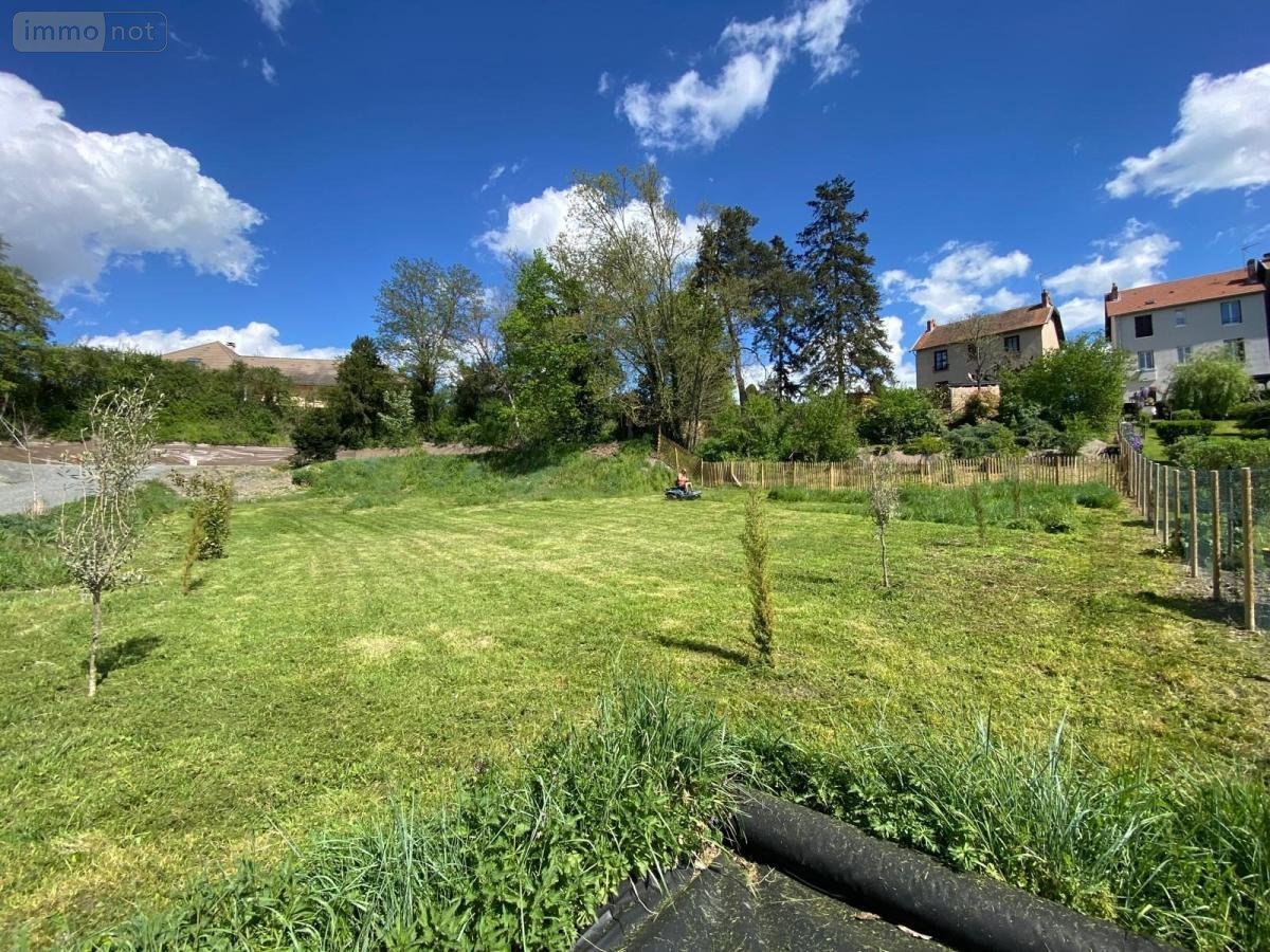 Terrain a batir a vendre Bellerive-sur-Allier 03700 Allier 996 m2  73500 euros