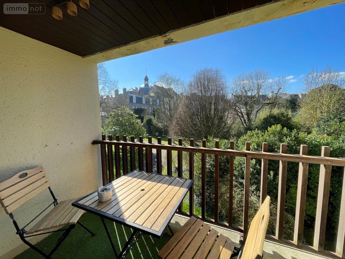 Location appartement Saint-Malo 35400 Ille-et-Vilaine 42 m2 2 pièces 620 euros