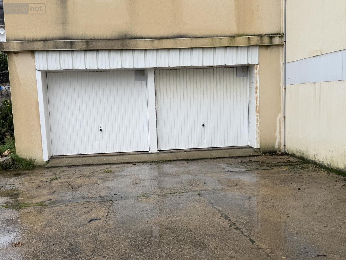 Garage et parking a vendre Vannes 56000 Morbihan 16 m2  63314 euros