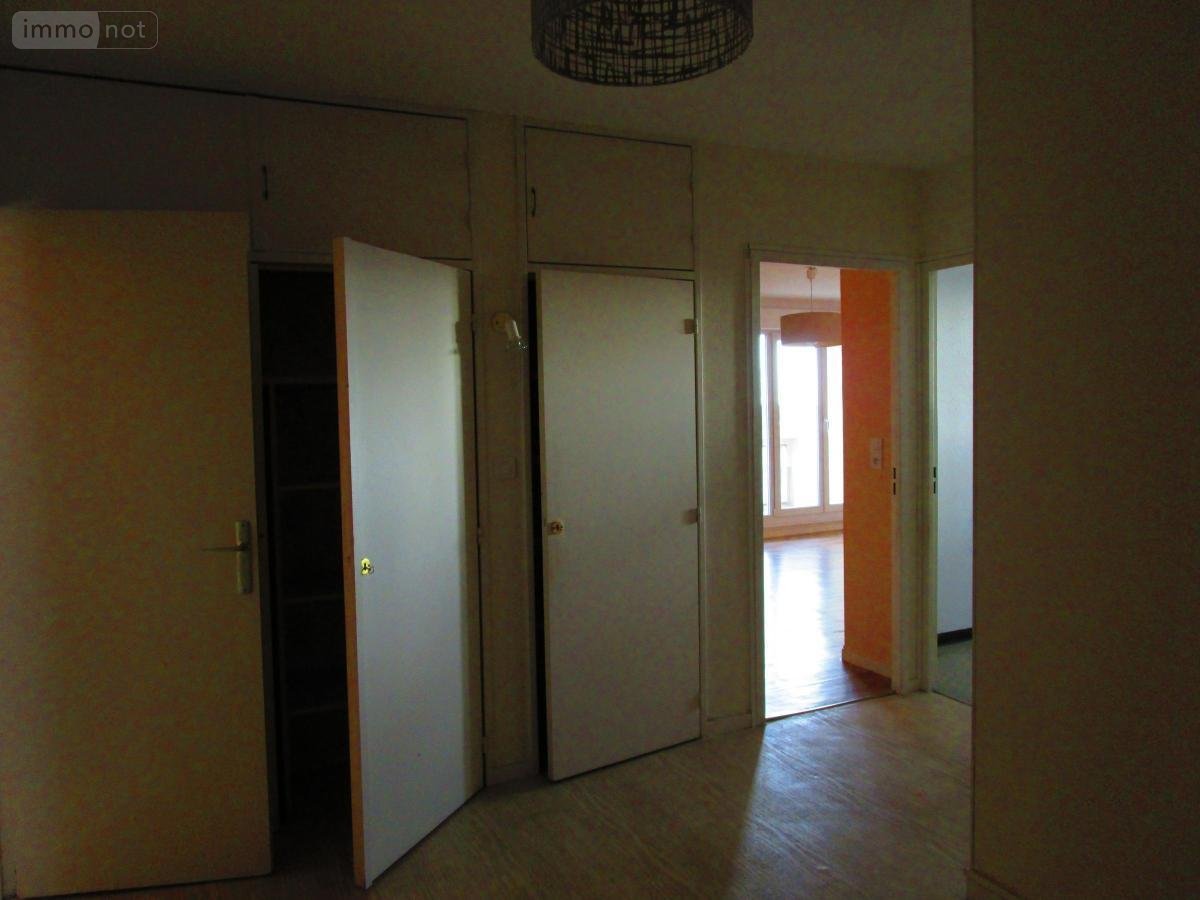 Location appartement Saint-Memmie 51470 Marne 67 m2  705 euros