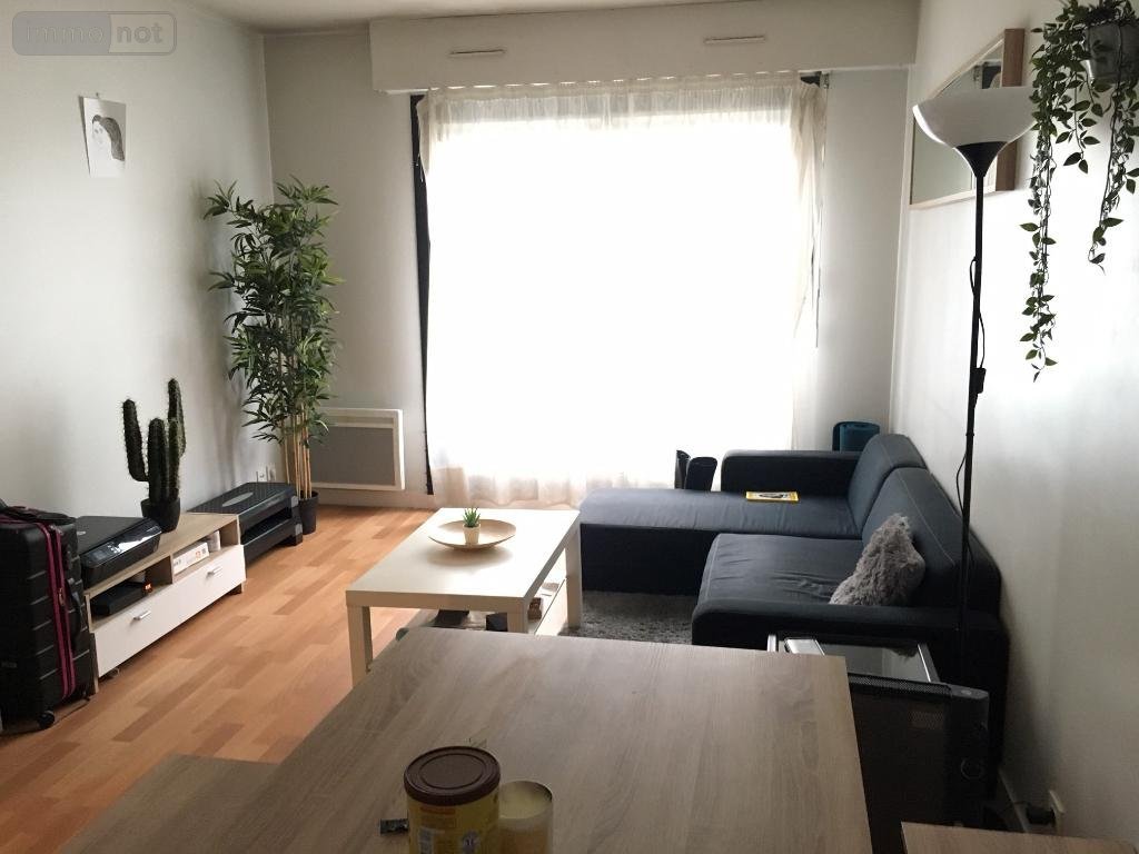Location appartement Rennes 35000 Ille-et-Vilaine 34 m2 2 pièces 625 euros