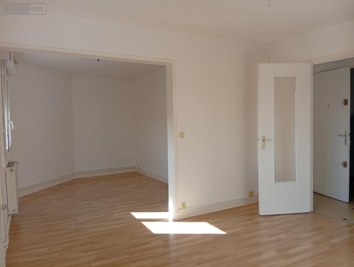 Location appartement Reims 51100 Marne 61 m2 3 pièces 630 euros
