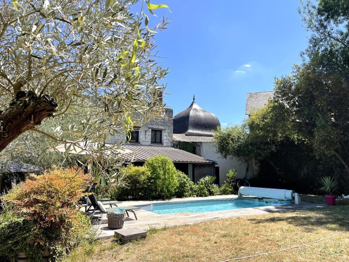 Maison a vendre Angers 49000 Maine-et-Loire 267 m2 10 pièces 628800 euros
