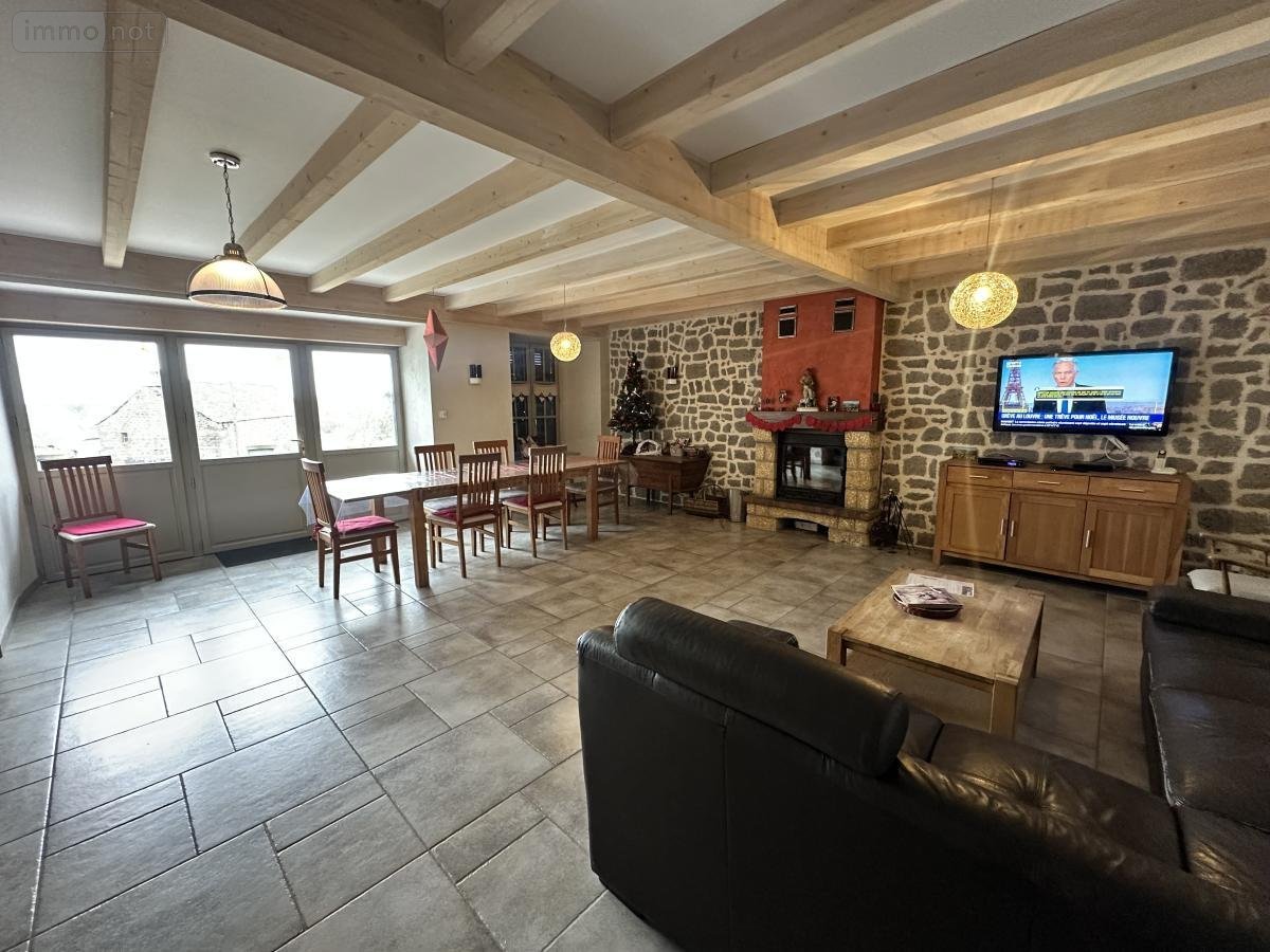 Maison a vendre Cézens 15230 Cantal 168 m2  249000 euros