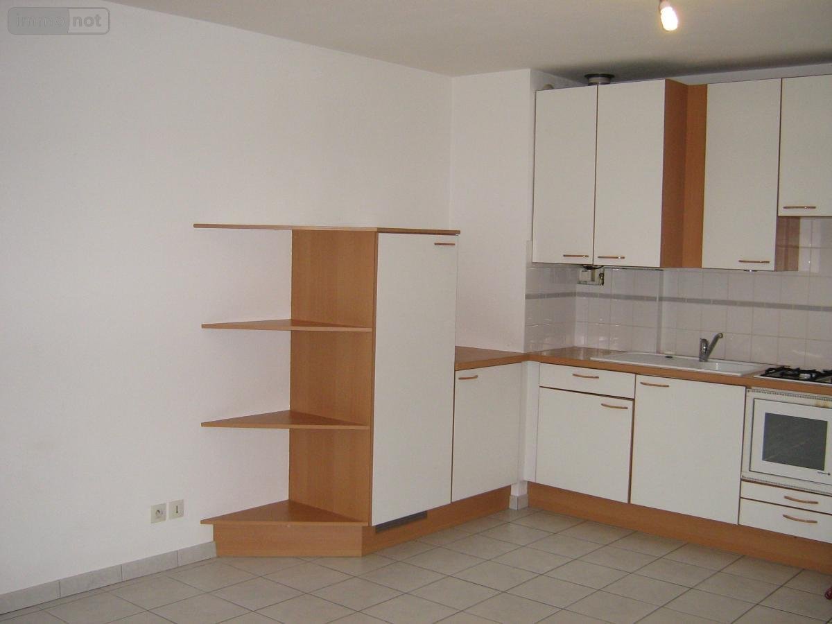 Location appartement Péronnas 01960 Ain 44 m2  467 euros