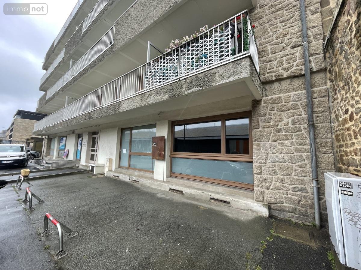 Location fonds et murs commerciaux Saint-Malo 35400 Ille-et-Vilaine 88 m2  1850 euros