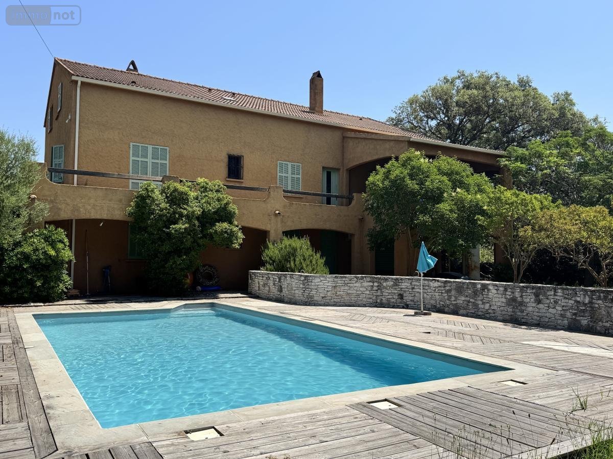 Maison a vendre Saint-Florent 20217 Haute-Corse 209 m2 8 pièces 719990 euros