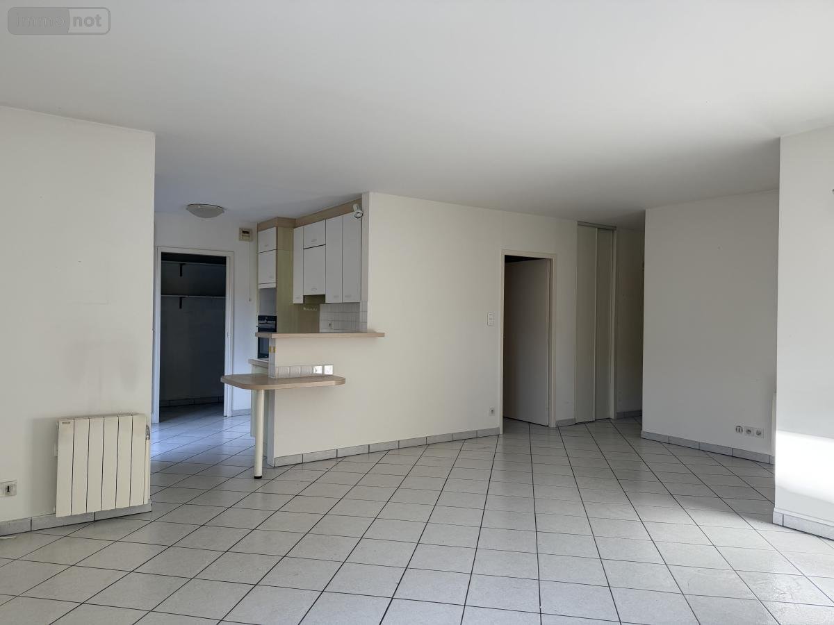 Appartement a vendre Cholet 49300 Maine-et-Loire 83 m2 4 pièces 188640 euros