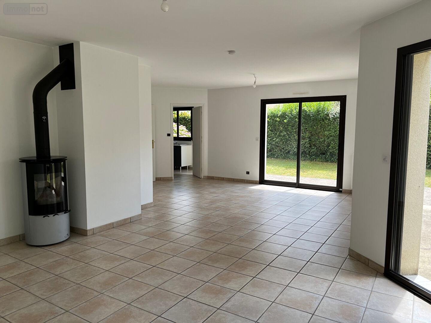 Location maison Saint-Grégoire 35760 Ille-et-Vilaine 123 m2 6 pièces 1661 euros