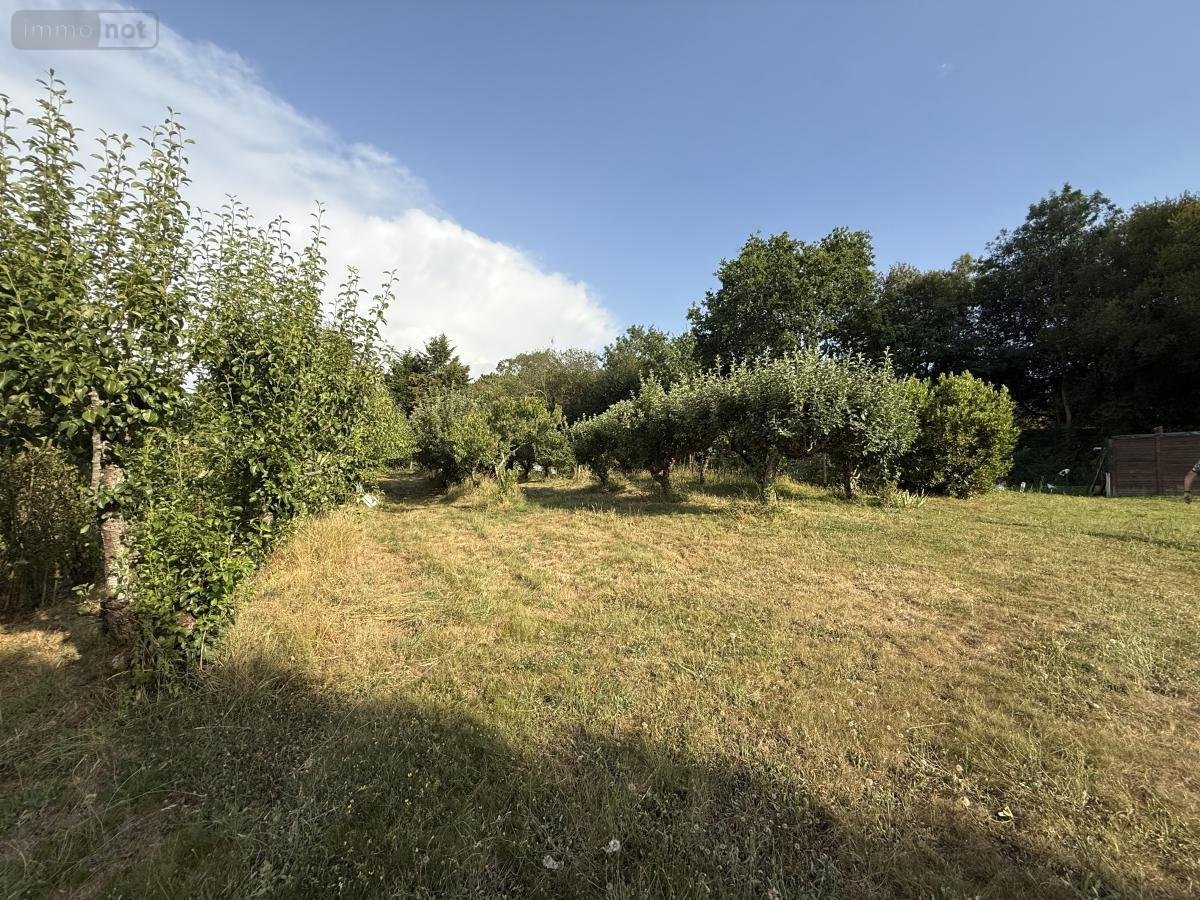 Terrains de loisirs bois etangs a vendre La Chaize-Giraud 85220 Vendée 3268 m2  21400 euros