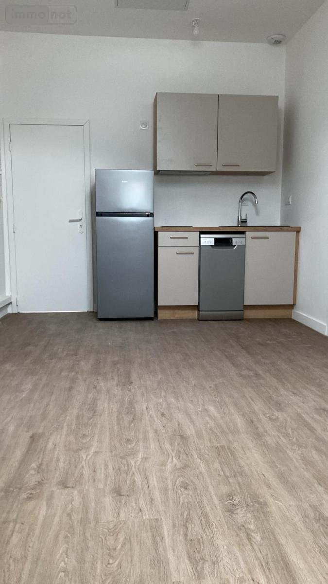 Location appartement Laval 53000 Mayenne 25 m2 2 pièces 450 euros