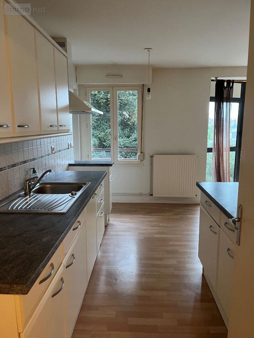 Location appartement Rennes 35000 Ille-et-Vilaine 61 m2 3 pièces 785 euros