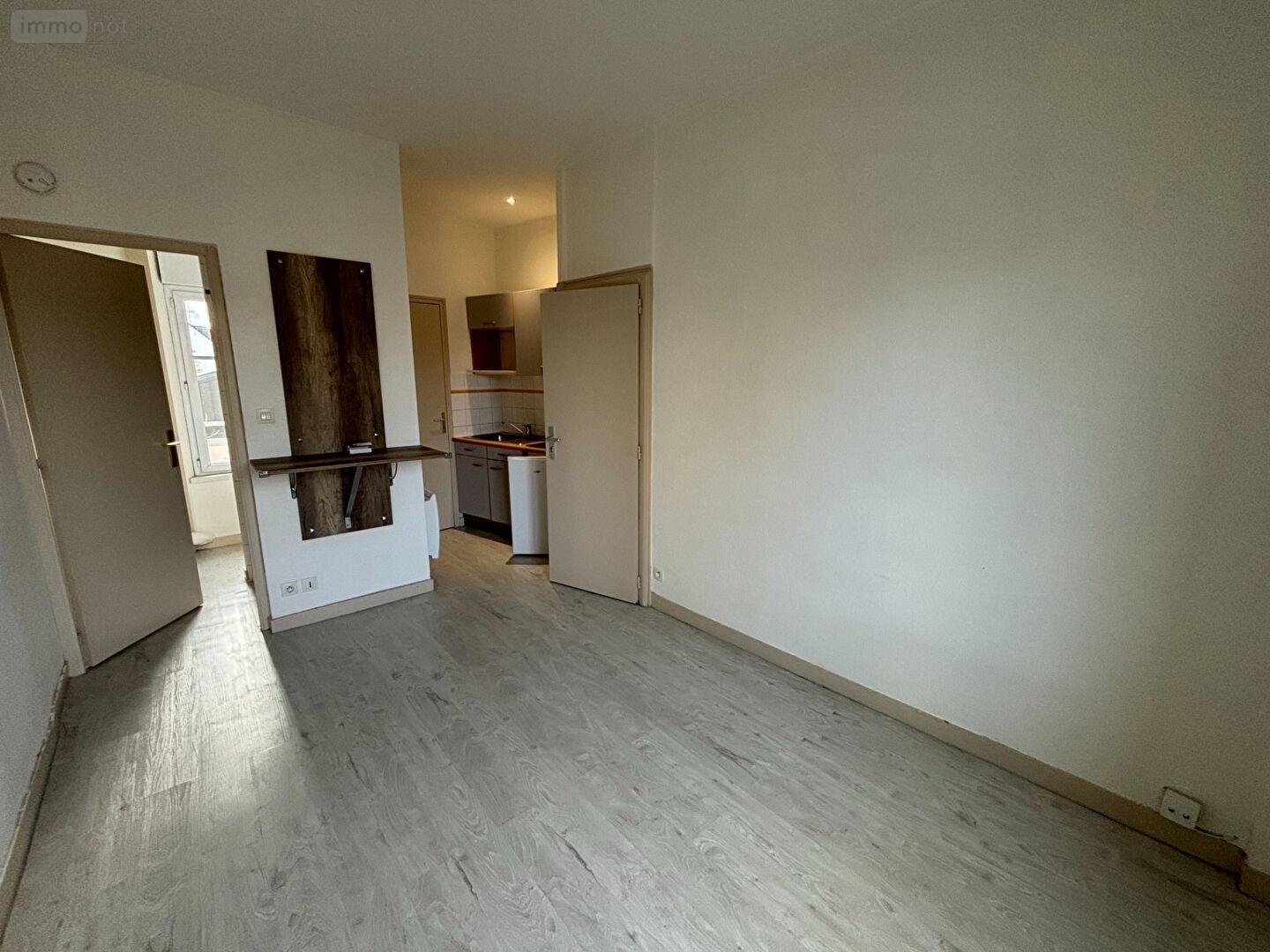 Location appartement Rennes 35000 Ille-et-Vilaine 16 m2 1 pièce 413 euros