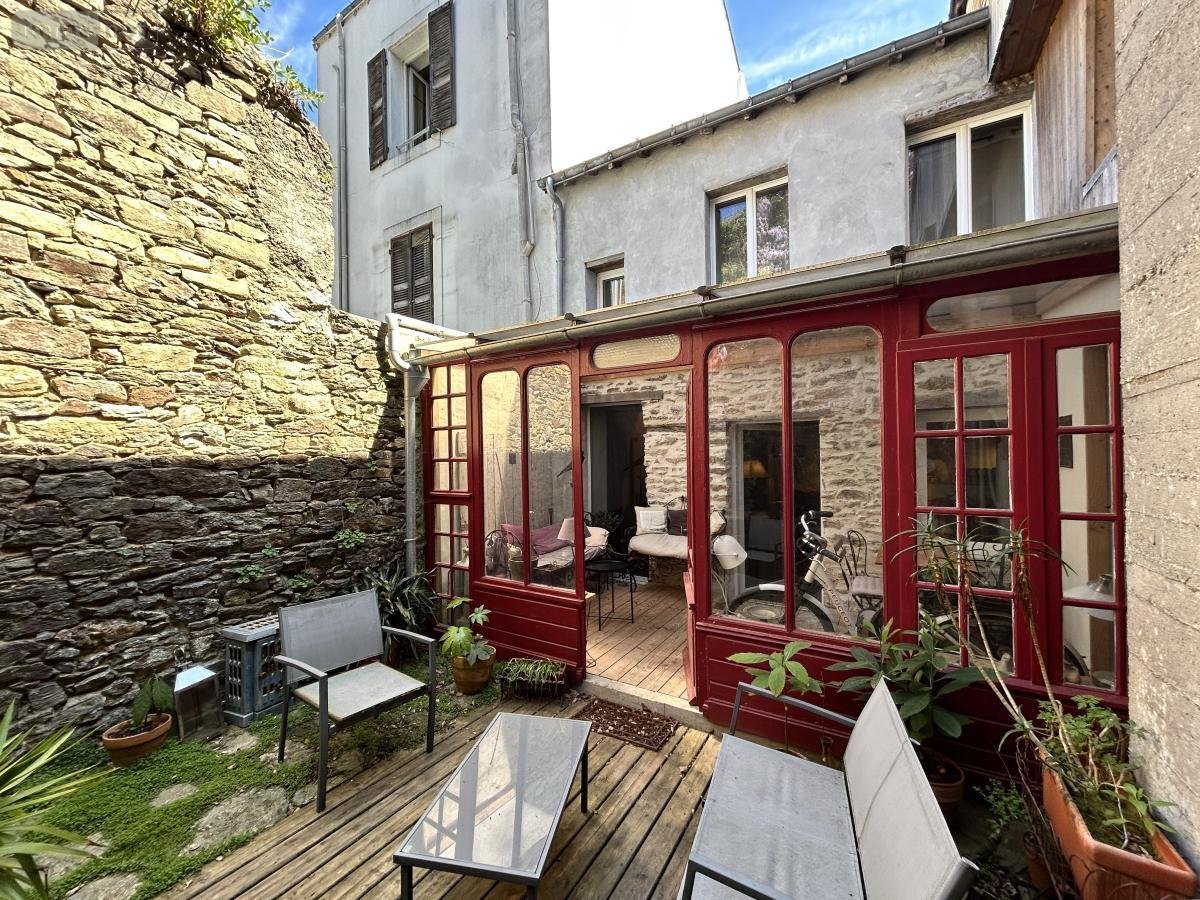 Maison a vendre Le Palais 56360 Morbihan 240 m2 6 pièces 838350 euros
