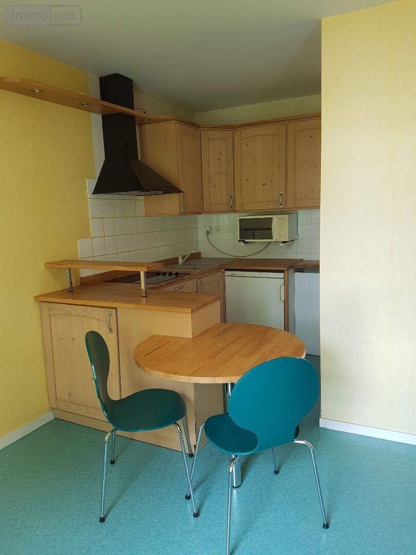 Location appartement Rennes 35000 Ille-et-Vilaine 26 m2 1 pièce 470 euros