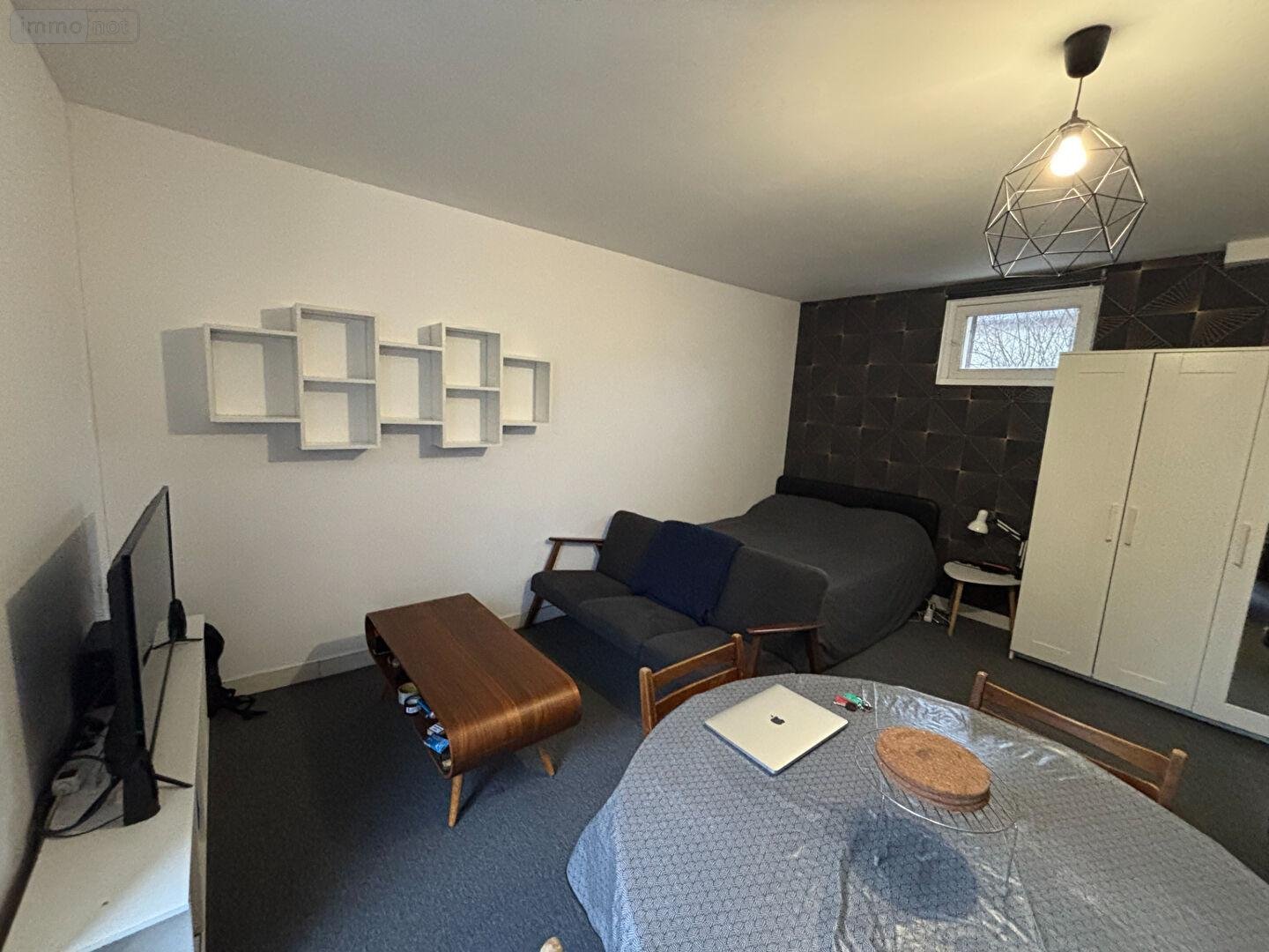 Location appartement Rennes 35000 Ille-et-Vilaine 22 m2 1 pièce 545 euros