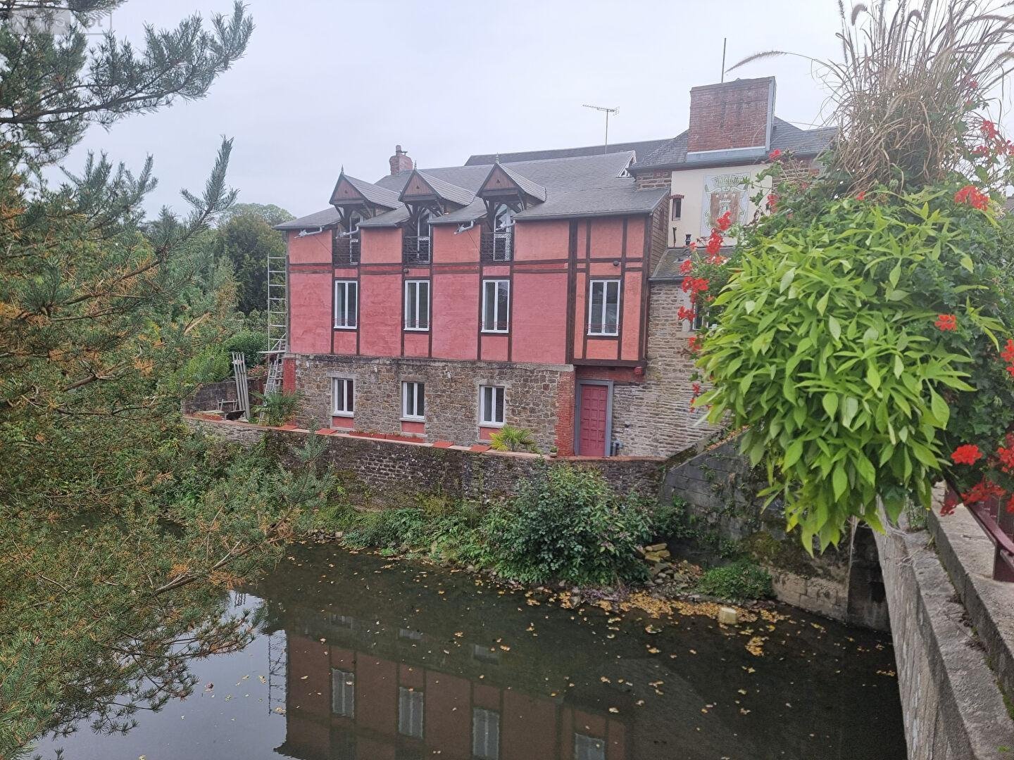 Appartement a vendre Saint-Hilaire-du-Harcouët 50600 Manche 50 m2 3 pièces 63392 euros