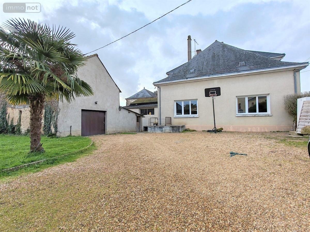 Maison a vendre Doué-en-Anjou 49700 Maine-et-Loire 122 m2 9 pièces 147600 euros
