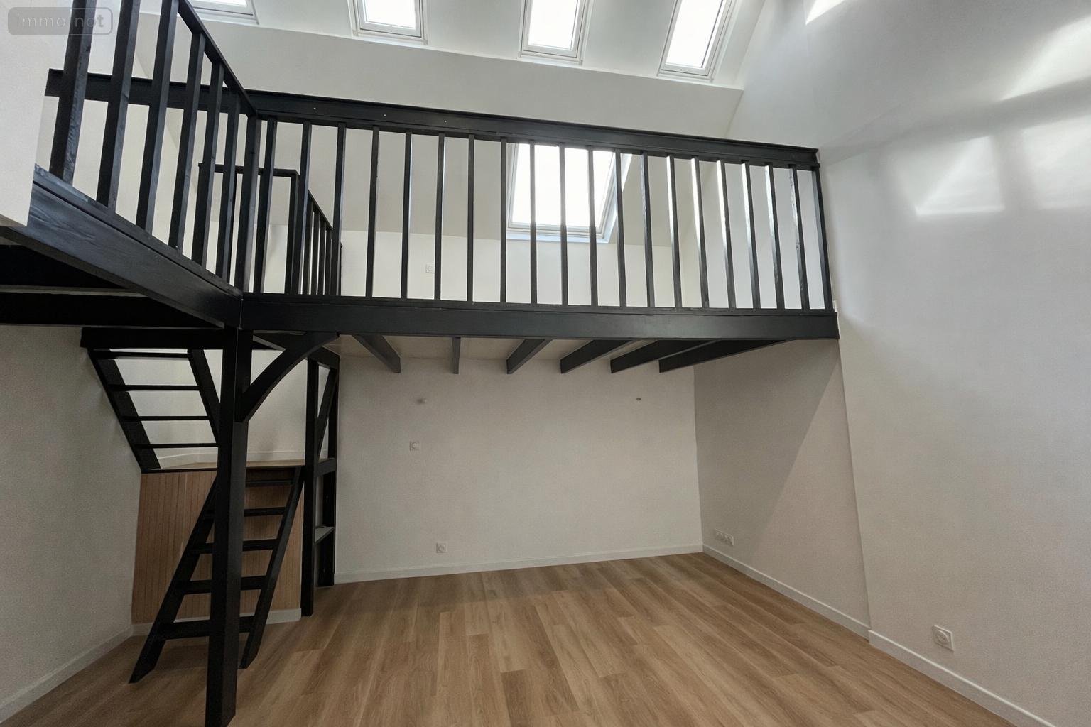 Location appartement Rennes 35000 Ille-et-Vilaine 56 m2 2 pièces 780 euros