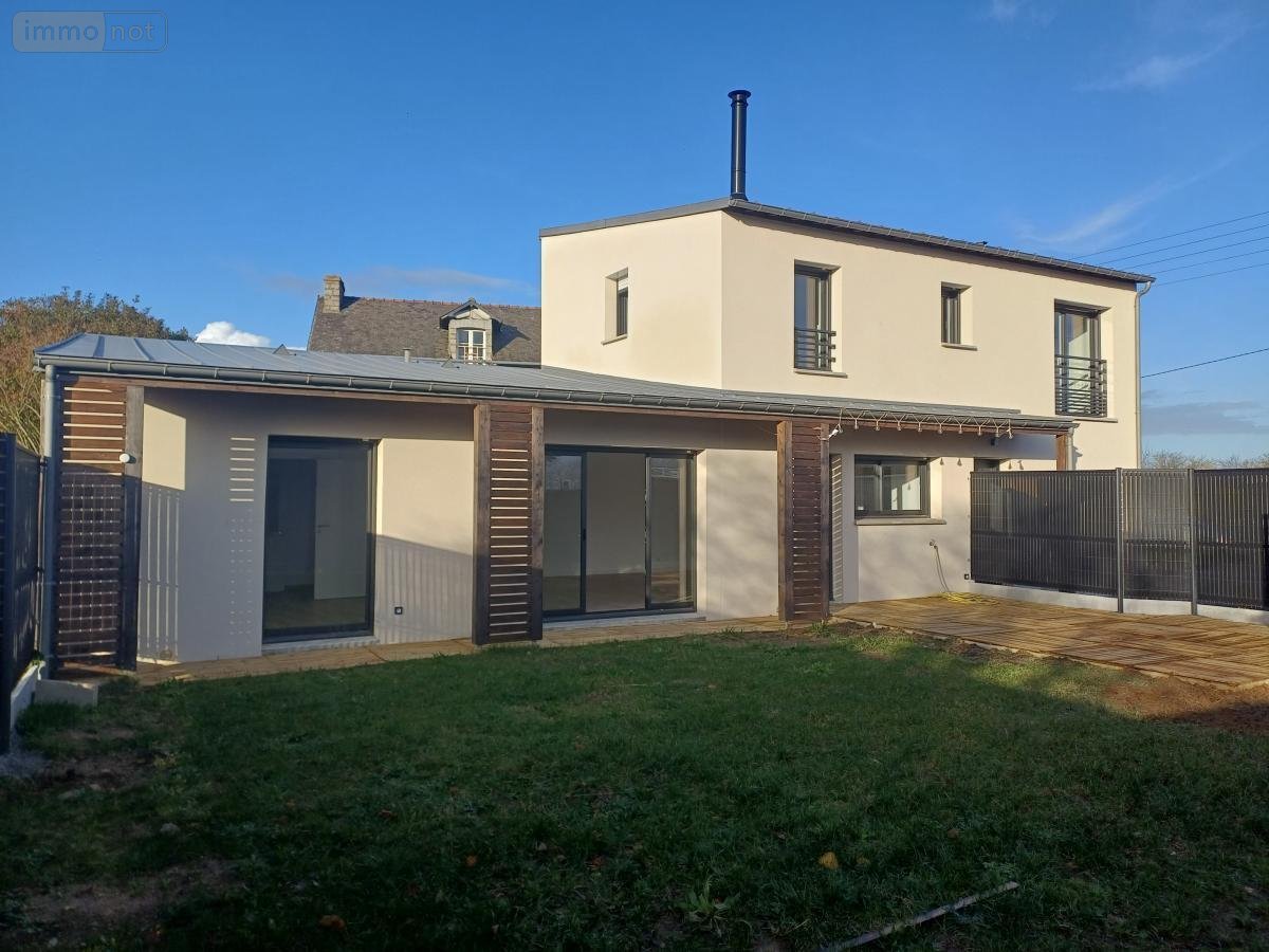 Location maison Trélivan 22100 Côtes-d'Armor 105 m2 4 pièces 1100 euros