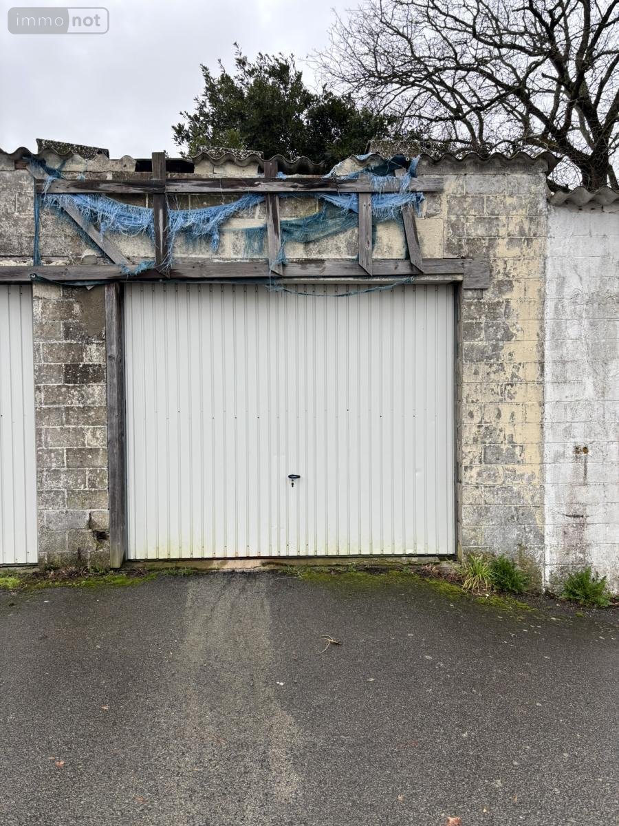 Garage et parking a vendre Donges 44480 Loire-Atlantique 15 m2  10000 euros