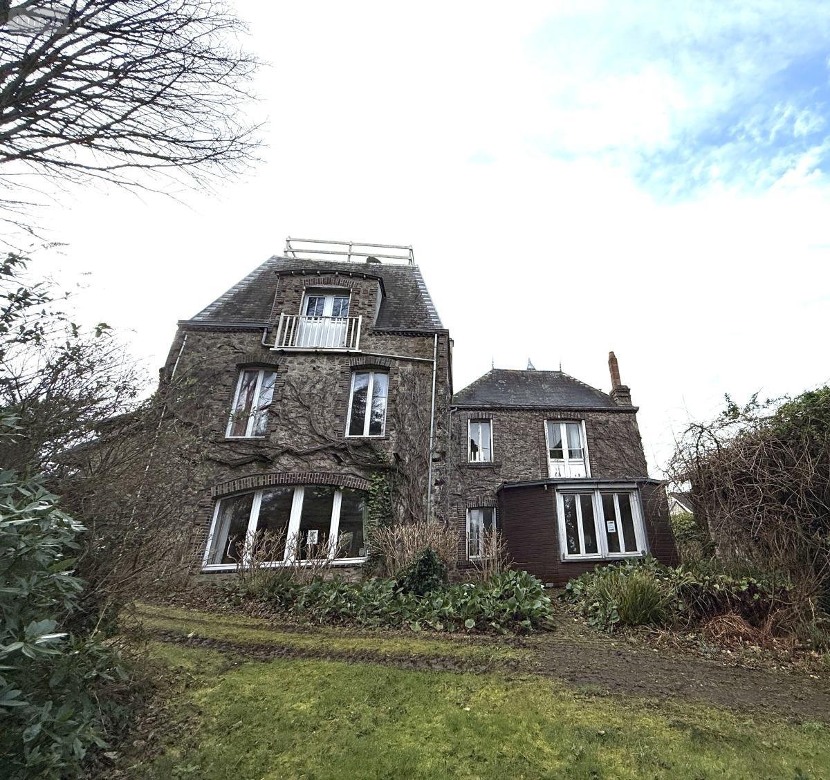 Maison a vendre Fermanville 50840 Manche 270 m2  419000 euros