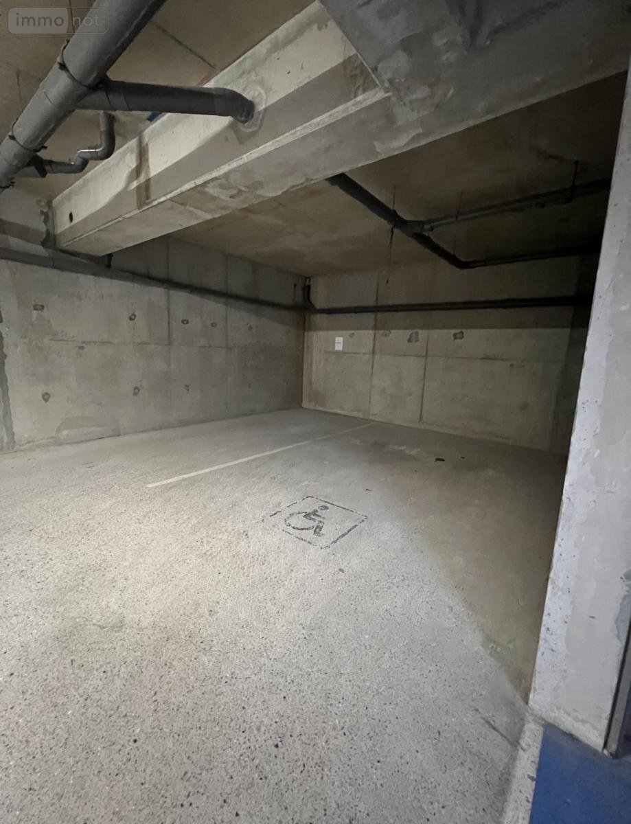 Garage et parking a vendre Amiens 80000 Somme 18 m2  15000 euros