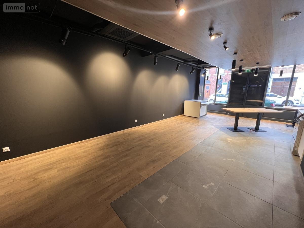 Location fonds et murs commerciaux Cambrai 59400 Nord 60 m2  1255 euros