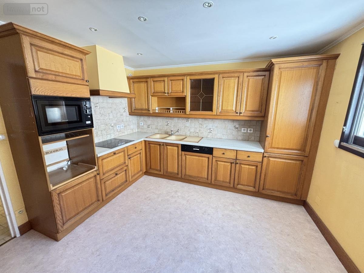 Appartement a vendre Bourges 18000 Cher 83 m2 4 pièces 118400 euros