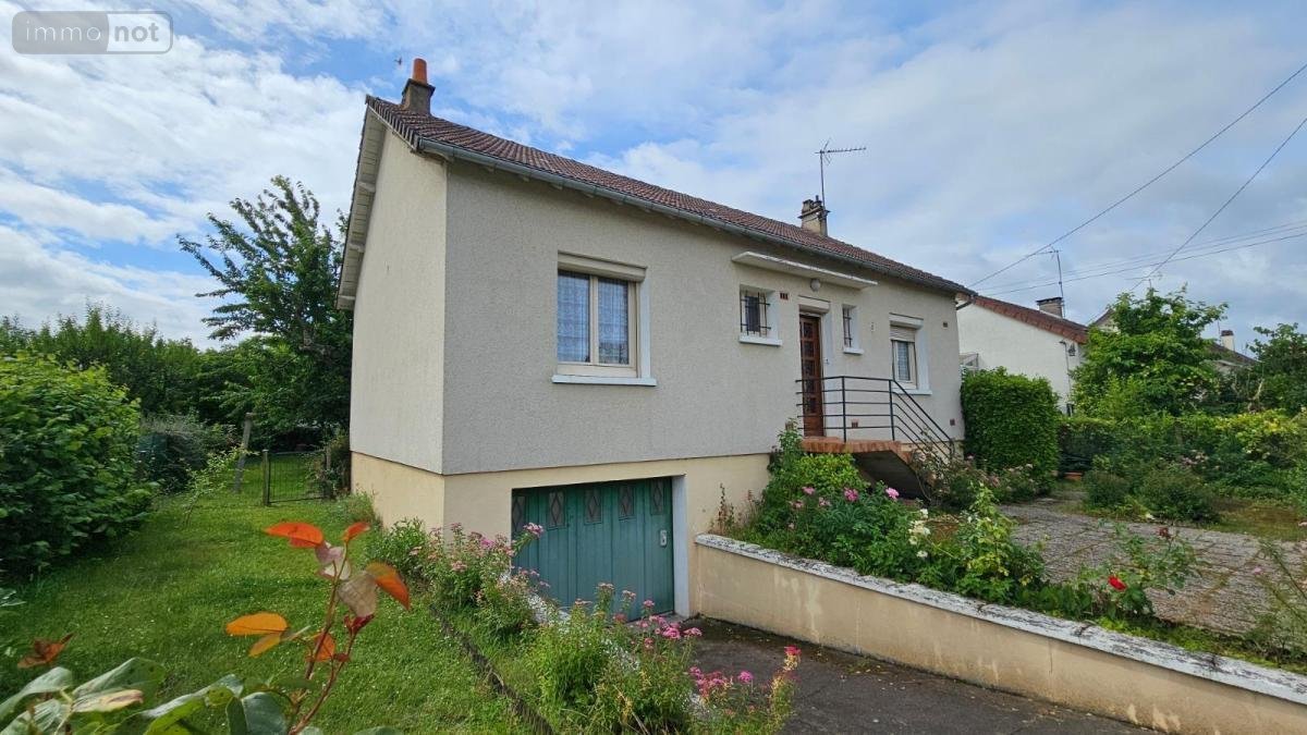 Maison a vendre Vendôme 41100 Loir-et-Cher 102 m2 4 pièces 124680 euros